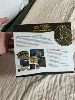 POKEMON TCG CROWN ZENITH ELITE TRAINER BOX ETB - NEW SEALED - Image 3