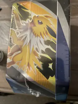 Pokemon Trading Card Game: Eevee Evolutions Tin - Vaporeon V - Image 5