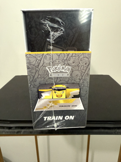 Pokemon 25th Anniversary Celebrations Ultra Premium Collection Box (2001) Sealed 820650809149 - Image 2