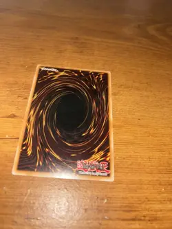 Yu-Gi-Oh Card Dark Magician JUMP-EN049 Ultra Rare Limited Edition Collectable LP - Image 2