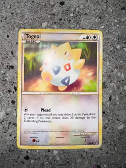 Pokemon TCG Cards Togepi 70/90 HGSS Undaunted NM - Image 3