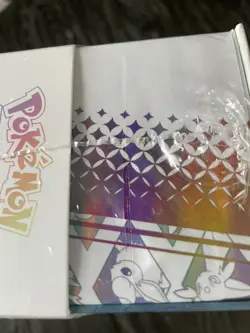 Pokemon TCG Prismatic Evolutions Super Premium Collection Box tear in seal - Image 3