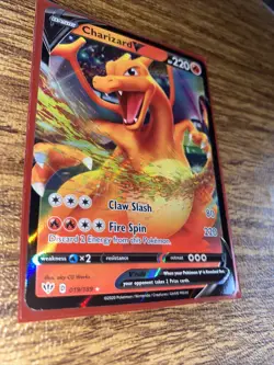Charizard V Ultra Rare 019/189 Darkness Ablaze Pokemon Card NM/M - Image 4