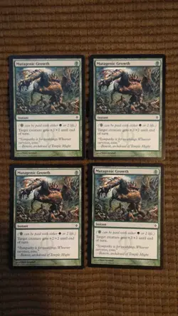 Magic: the Gathering / MtG Mutagenic Growth x4 New Phyrexia - Image 1