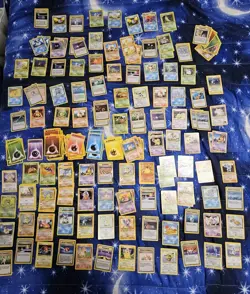 Lotto Carte Pokemon Vintage - Oltre 140 Carte + Holo Rare Alakazam, Gyarados ecc - Image 2