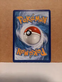 PIKACHU V 043/185 HOLO RARE V VIVID VOLTAGE POKEMON HOLO NM - Image 2