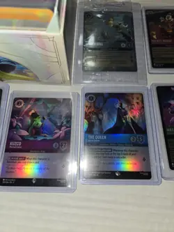 Disney Lorcana: Fabled Illumineer's Trove With Over 140 Cards - Image 4