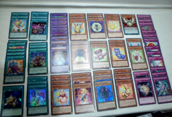 Yu-Gi-Oh! DECK FLUFFAL PELLICCIASPAVENTO 68 Carte Fusioni Rare/Super/Ultra Ita - Image 3
