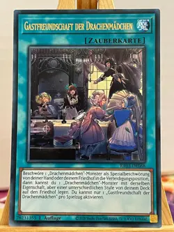Gastfreundschaft Der Drachenmadchen RA03-DE068 Ultra Rare Deutsch NM YUGIOH - Image 1