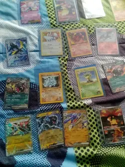 3 Random Pokemon Card Lot - Image 4