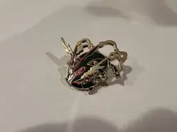 Rayquaza Shiny Pokemon Pin Badge Metal Mega Enamel 2016 - NM - Image 1