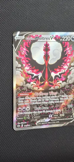 Pokemon TCG Galarian Moltres v Alternate Full Art, Chilling Reign, Card 177/198 - Image 2