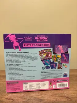 Nintendo Pokemon TCG: Sword & Shield Fusion Strike Elite Trainer Box - Image 2