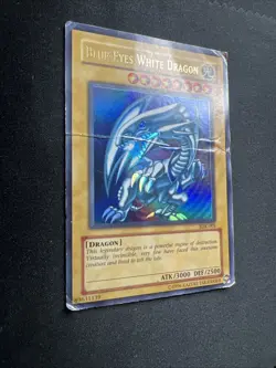 Blue-Eyes White Dragon SDK-001 Starter Deck: Kaiba Unlimited DMG/creased - Image 3