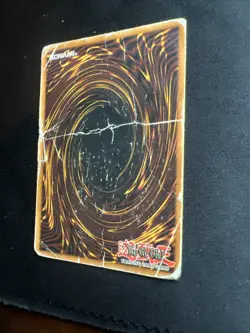 Blue-Eyes White Dragon SDK-001 Starter Deck: Kaiba Unlimited DMG/creased - Image 5