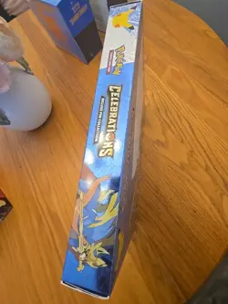 Pokemon 25th Celebrations Deluxe Pin Collection Box Zacian X - Image 4