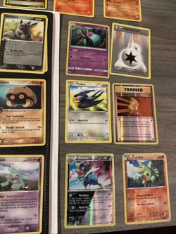 Lot Of 40 Pokemon Cards Mid Era Revere Holos , Vintage (more In Bin) Con Vary - Image 4