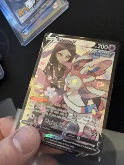 Pokemon TCG Sylveon v TG14/TG30 Swsh09 Trainer Gallery Brilliant Stars - Image 3