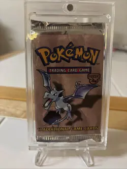 1999 Fossil Pokemon Booster Pack Aerodactyl Art WOTC Sealed - Image 1