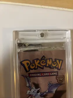 1999 Fossil Pokemon Booster Pack Aerodactyl Art WOTC Sealed - Image 5