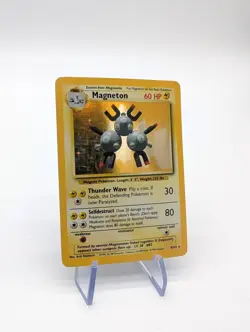 Pokemon TCG Magneton Base Set Holo Card 9/102 Unlimited Rare WOTC - Image 1