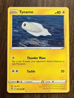 NM Tynamo 095/264 - 2021 Pokemon Fusion Strike Common Card - Yuka Morii Clay Art - Image 1