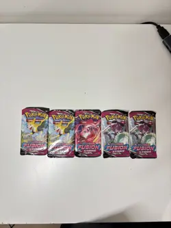 5x Pokemon TCG Fusion Strike Booster Packs (SEALED) - Image 1