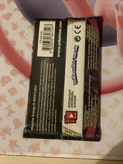 Pokemon TCG Sword And Shield Vivid Voltage New And Sealed Booster Pack - Image 2