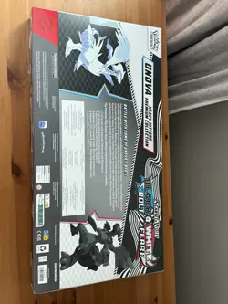 Pokemon Black & White Bolt Flare Unova Heavy Hitters Booster Box Kyurem - Image 4