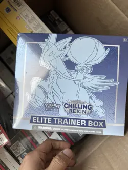 Pokemon TCG Sword & Shield Chilling Reign Elite Trainer Box ETB FACTORY SEALED - Image 2