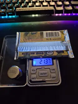 HEAVYU! 21.35g PORTUGUESE 1999 Pokemon Base Set Pack - Image 2