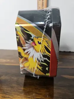 Pokemon TCG Eevee Evolutions Tin 2021 [ Flareon V Edition ] [Evolving Skies] - Image 3