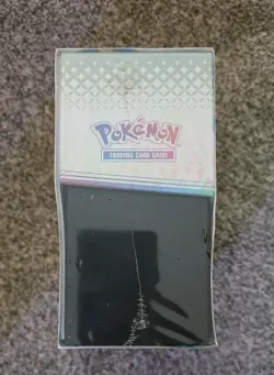 Pokemon TCG Scarlet Violet Prismatic Evolutions Elite Trainer Box ETB *Sealed* - Image 2