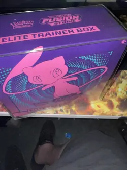 SEALED Pokemon TCG: Sword & Shield Fusion Strike Elite Trainer Box ETB 820650809330 - Image 5