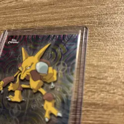 1999 Topps Pokemon TV Series 1 Alakazam #65 Rainbow Foil Black Logo - NM/LP - Image 4