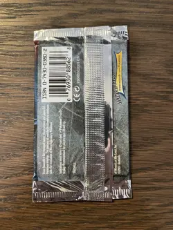 Pokemon Neo Revelation Booster Pack - Raikou Artwork - 20.8g Vintage WOTC Sealed - Image 2