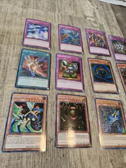 Vintage Yugioh Lot 30+ HOLOS ULTRA SECRET SUPER RARE - Image 2