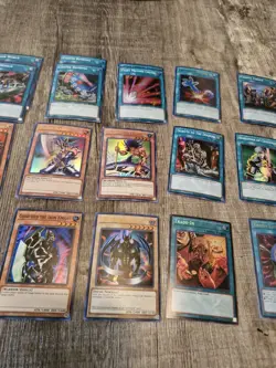 Vintage Yugioh Lot 30+ HOLOS ULTRA SECRET SUPER RARE - Image 4