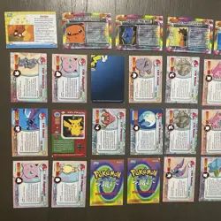31 Pokemon Topps Cards Nintendo Moderately Played to Damaged Condition - Image 4
