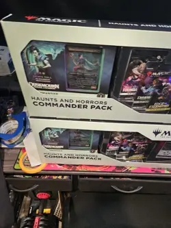 Magic the Gathering Haunts and Horrors Commander Box - Image 4