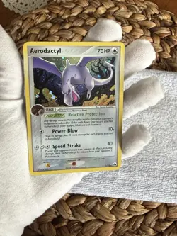 Aerodactyl LP 1/92 Legend Maker Holo Pokemon - Image 1