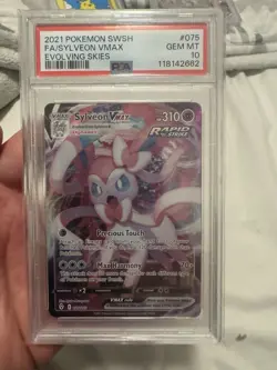 2021 POKEMON SWORD & SHIELD EVOLVING SKIES #075 FULL ART/SYLVEON VMAX PSA 10 - Image 1