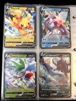 Pokemon Collection With Binder. Great Condition. Collection of 5 Years! - Image 5