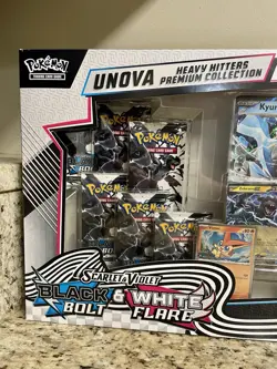 Pokemon TCG Black Bolt White Flare Unova Heavy Hitters Premium Collection - Image 4