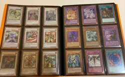 Yugioh Collection Blue Eyes White Dragons, Dark Magicians, E-Heros Cards Binder - Image 3