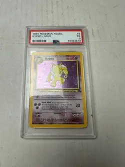 1999 POKEMON FOSSIL 1ST EDITION #8 HYPNO-HOLO PSA 5 - Image 1