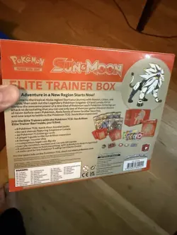 Sun and Moon Base ETB Factory Sealed - Solgaleo - Pokemon Elite Trainer Box Red - Image 5