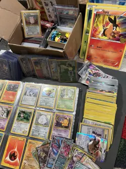 Entire Box Of Pokemon Card Collection Lot Wotc Vintage 1999 Base Set Holos More - Image 3