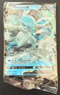 Glaceon V 040/203 Snowflake Stamp Evolving Skies Cosmos Holo Pokemon TCG - Image 1