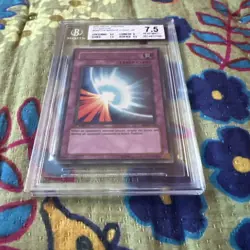Mirror Force MRD-138 Ultra Rare 1st Edition Yu-Gi-Oh BGS 7.5 YUGIOH 2002 - Image 2